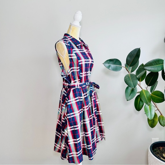 Torrid Poplin Collared plaid Shirt Dress - Picture 5 of 9